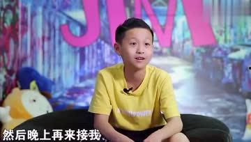 娱乐圈吃瓜女的博主,吃瓜女博主带你探秘明星幕后生活